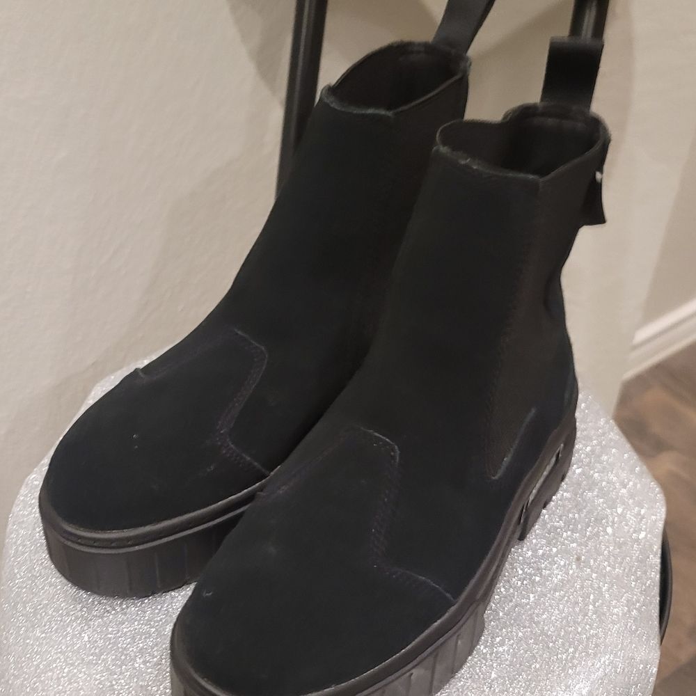 Puma Mayze Suede Platform Chelsea Boot- Black - Picture 8 of 10